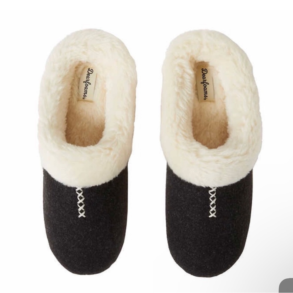 Dearfoams Womens’ Faux Fur Slippers